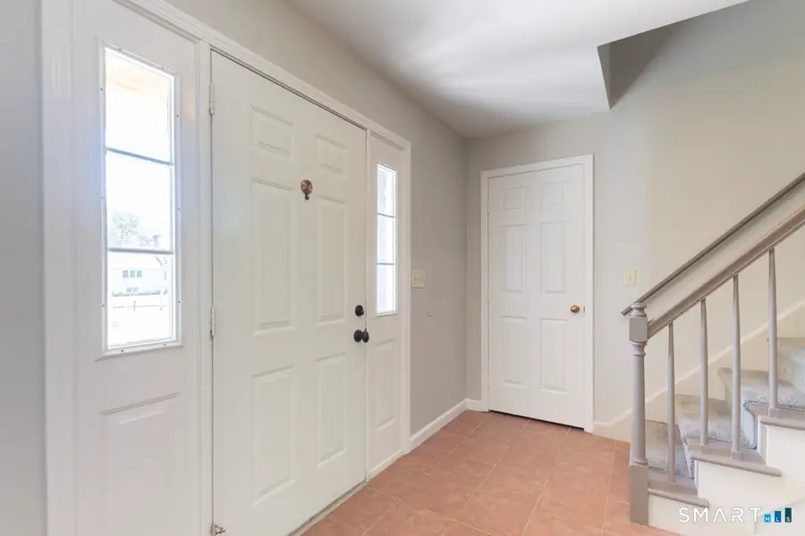 37 Vintage Road, Trumbull, CT 06611 - #3