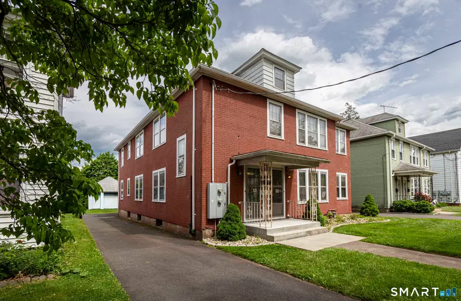 416-418 Fairfield Avenue, Hartford, CT 06114 - #2