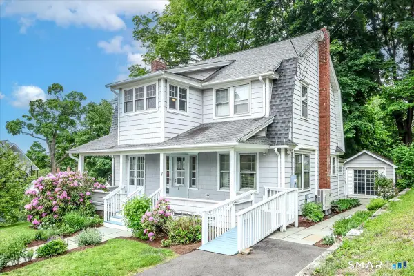 7 Treadwell Avenue, New Milford, CT 06776