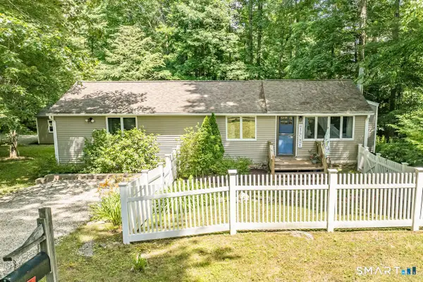 2 Walnut Road, Woodstock, CT 06281