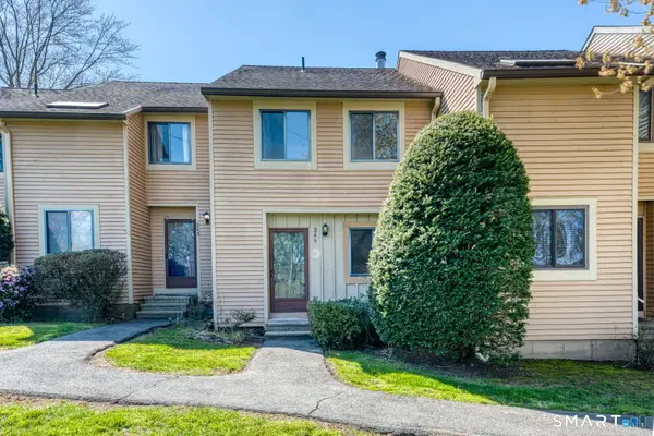 246 Adams Hill Way #246, East Windsor, CT 06088