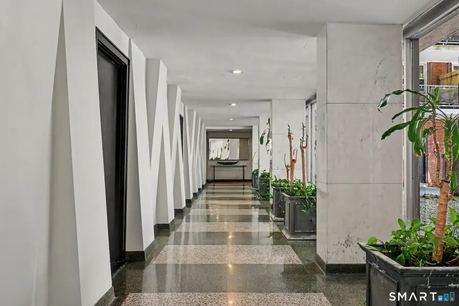 444 Bedford Street #9R, Stamford, CT 06901 - #3
