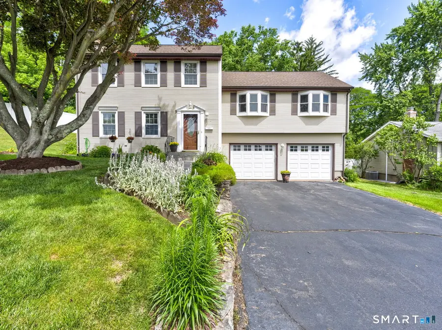 4 Lee Circle, Bloomfield, CT 06002 - #2