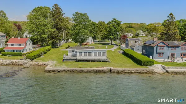 210 Shore Road, Waterford, CT 06385