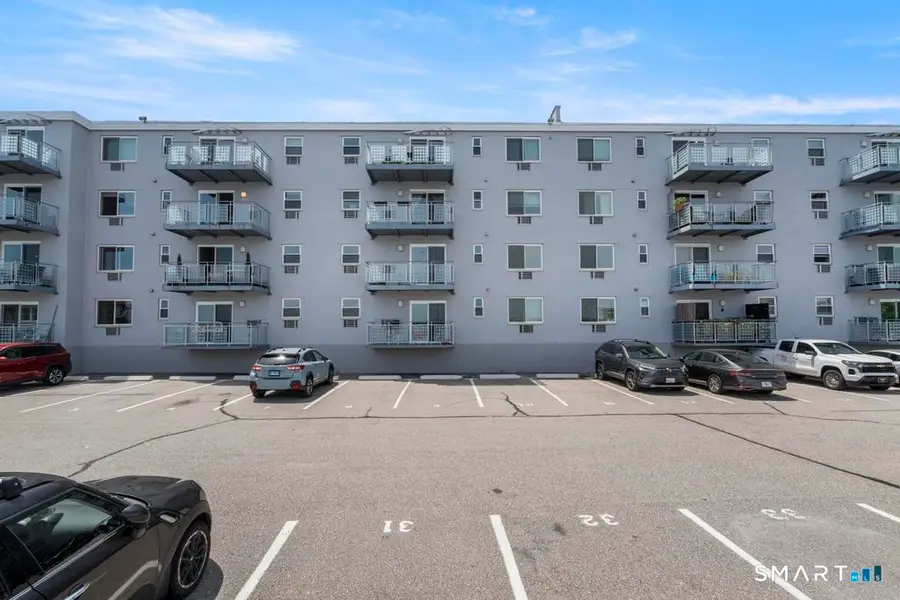 184 Pequot Avenue #102, New London, CT 06320 - #3