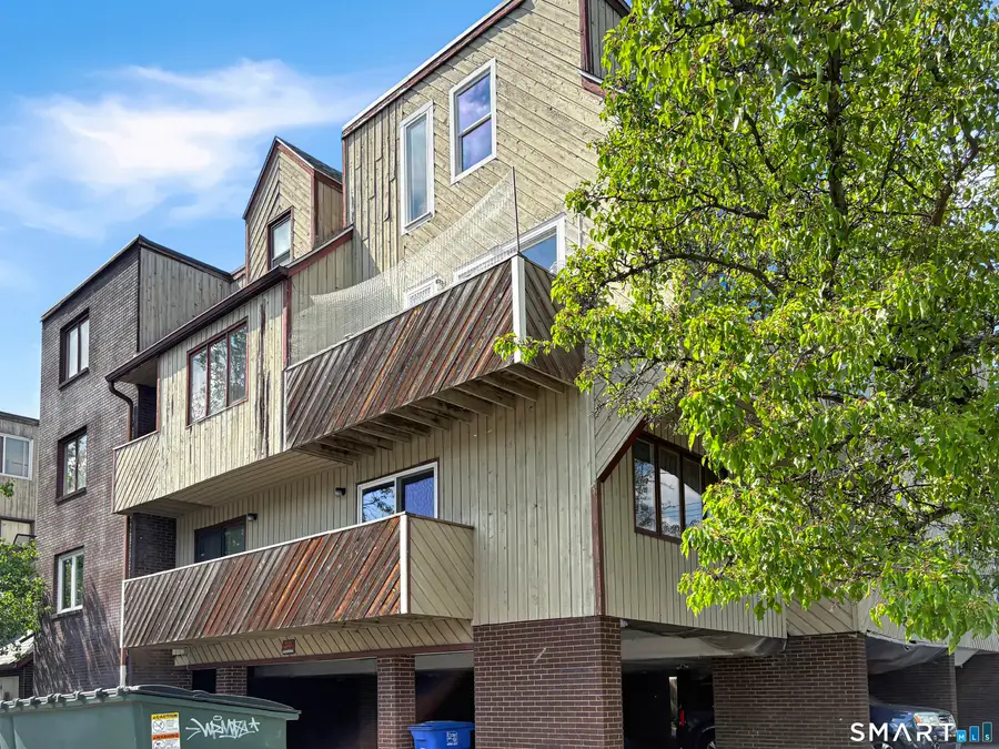 183 Livingston Place #12, Bridgeport, CT 06610 - #2