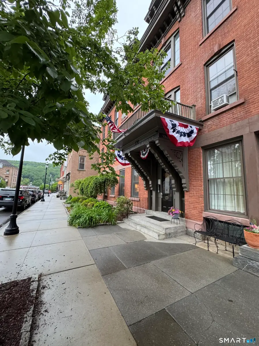 130 Main Street #2D, Canton, CT 06019 - #2
