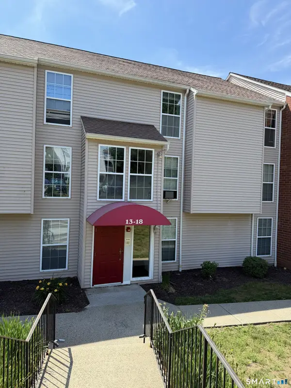 18 Heather Ridge #18, Shelton, CT 06484