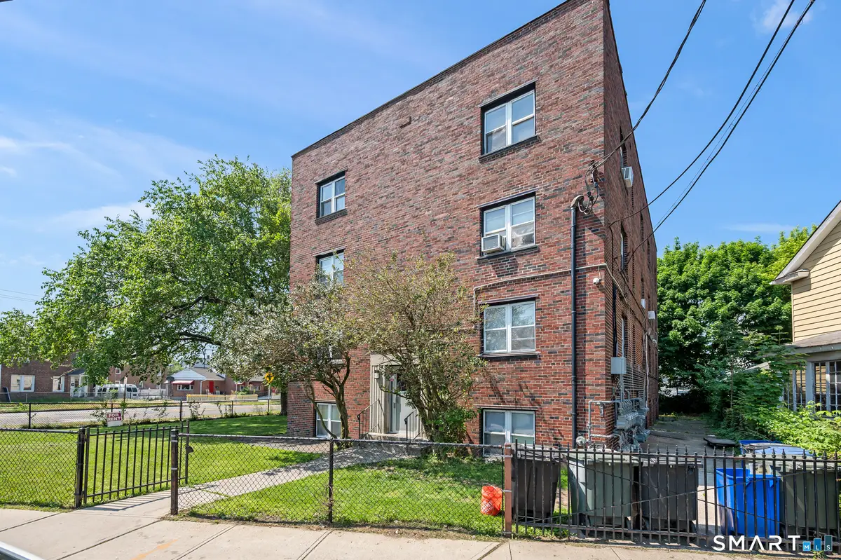 305 Parrott Avenue, Bridgeport, CT 06606 - #1