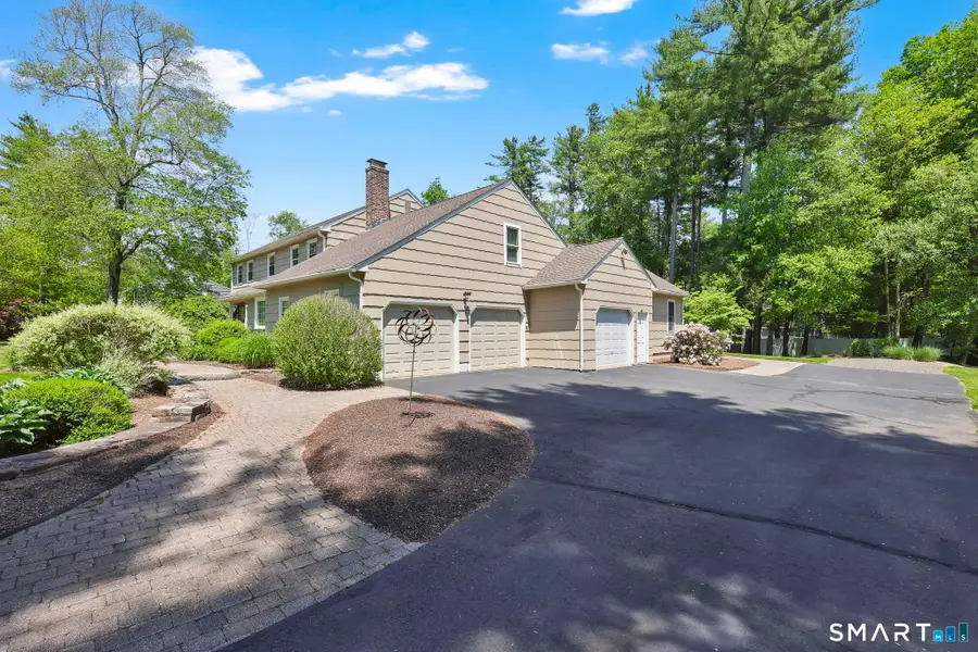 10 Hampshire Lane, Simsbury, CT 06070 - #2