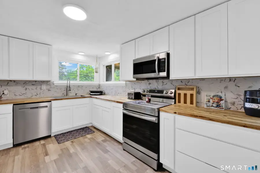 170 Weymouth Road, Enfield, CT 06082 - #2