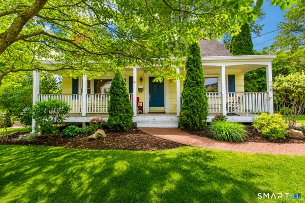 28 Raymonds Drive, Fairfield, CT 06824
