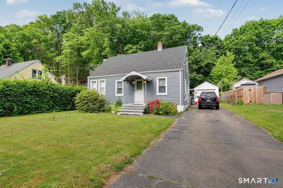 140 Emmett Avenue, Derby, CT 06418 - #2