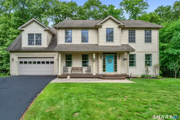 3 Arrowhead Trail, Waterford, CT 06385
