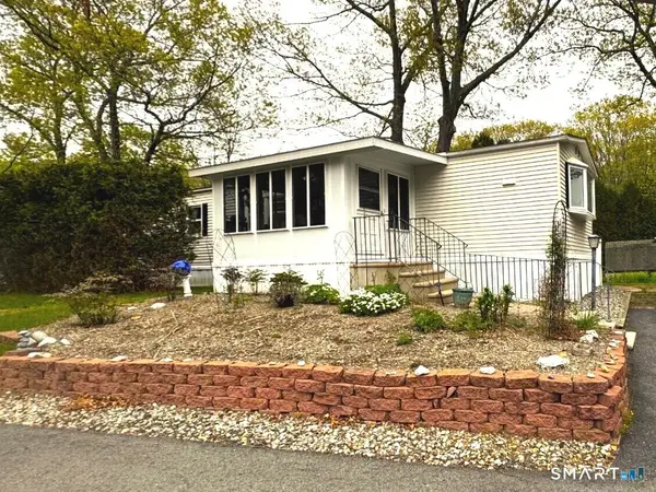 33 Ridge Circle, Mansfield, CT 06268