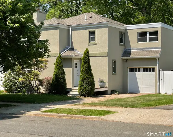 110 Lakeview Terrace, New Haven, CT 06515