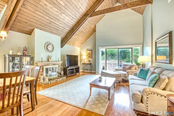 13 Algonquin Lane #B, Stratford, CT 06614
