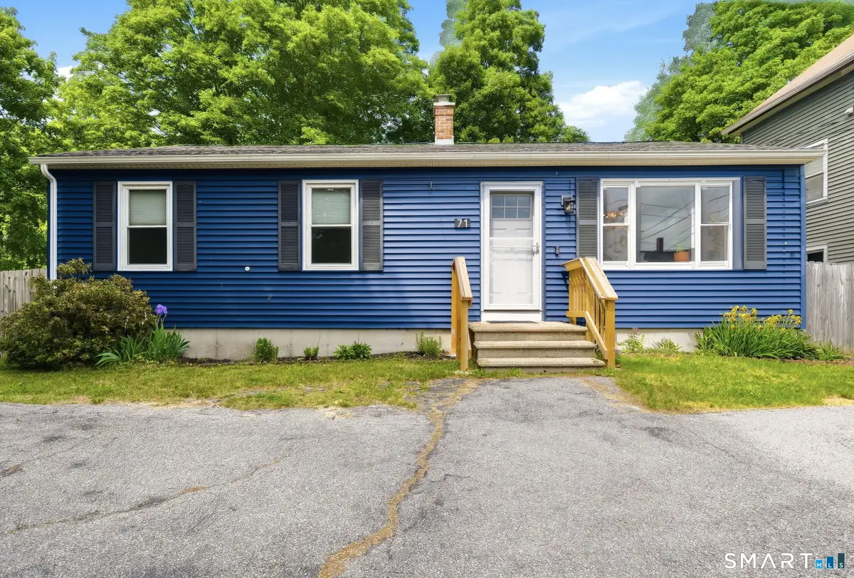 71 Smith Street, Putnam, CT 06260 - #1