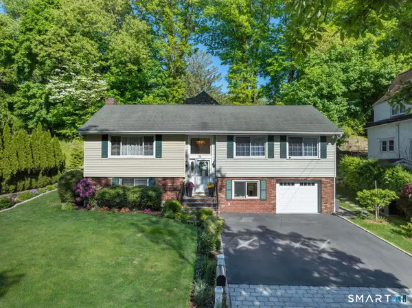 61 Center Drive, Greenwich, CT 06870