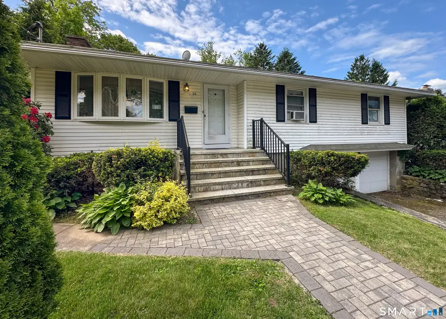 38 Fleetwood Drive, Waterbury, CT 06706 - #2