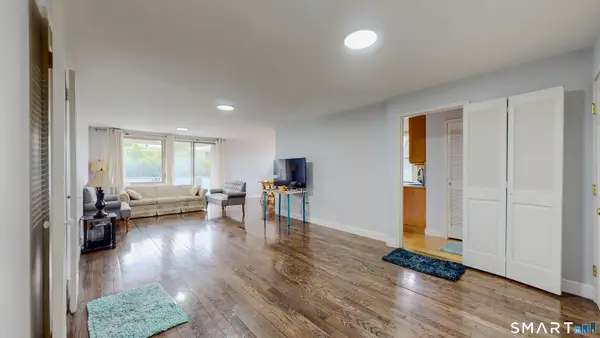 1 Strawberry Hill Court #1H, Stamford, CT 06902