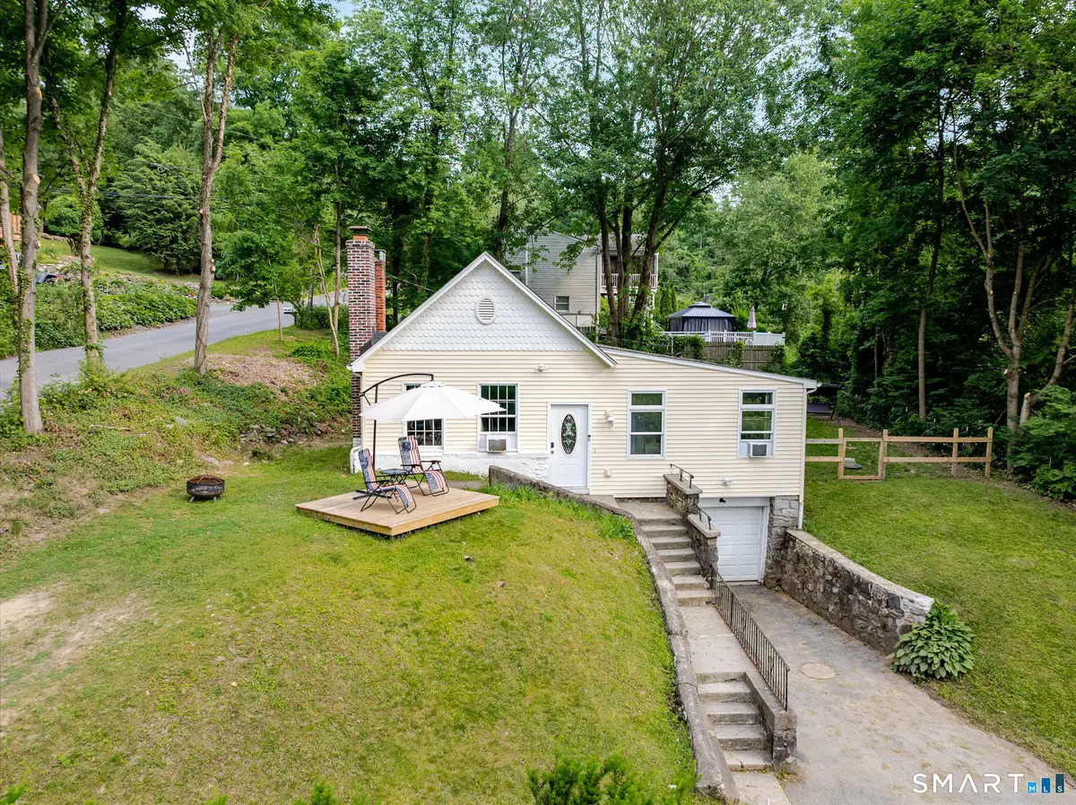 19 Calverton Drive, New Fairfield, CT 06812 - #1