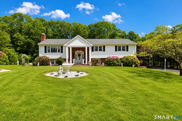 106 Greenwood Lane, Monroe, CT 06468