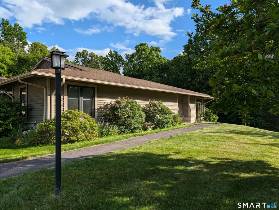 9 Sycamore Drive #D, Mansfield, CT 06268 - #3