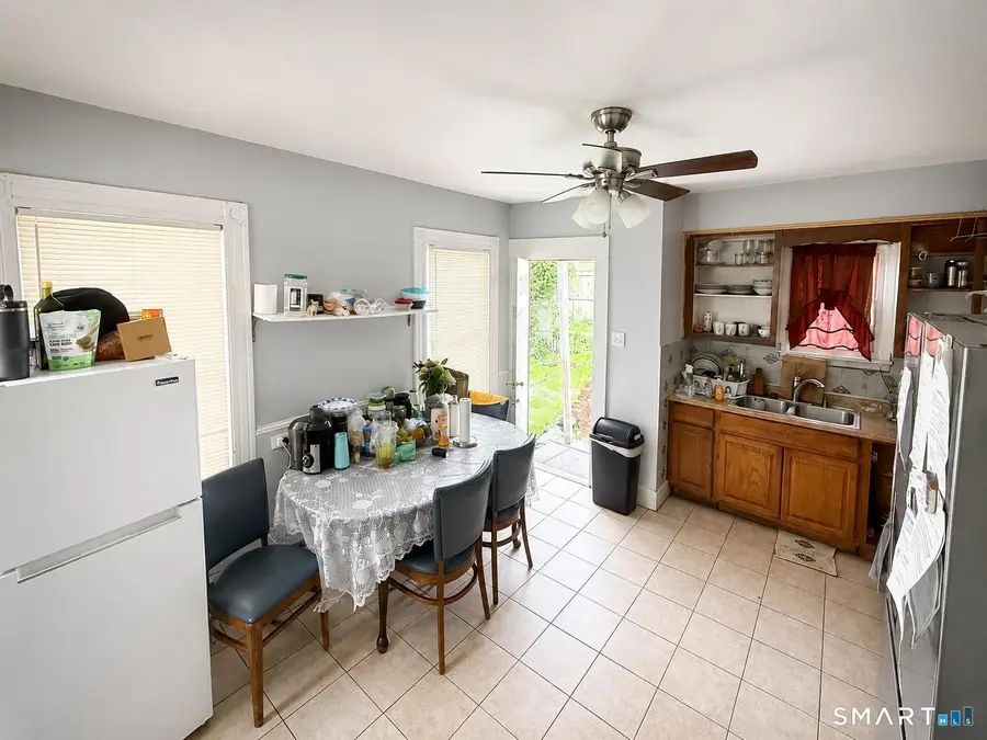 98 Huntington Road, Bridgeport, CT 06608 - #3