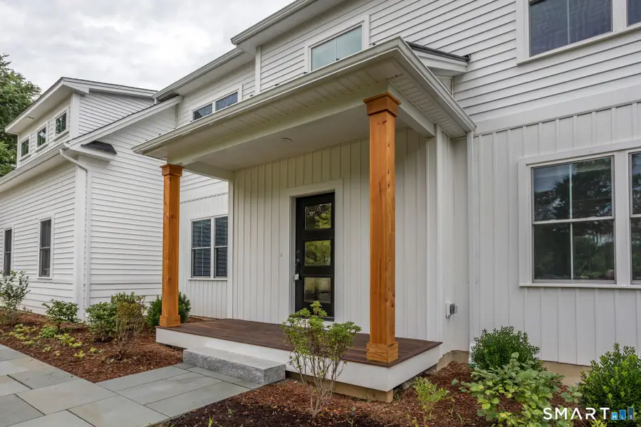 4 Vona Way, Newtown, CT 06470 - #3