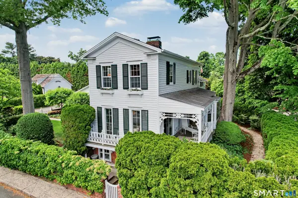 28 Center Street, Fairfield, CT 06890
