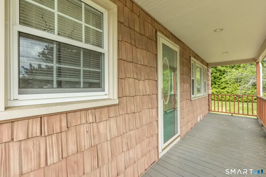 19 Alberta Street, Windsor Locks, CT 06096 - #3