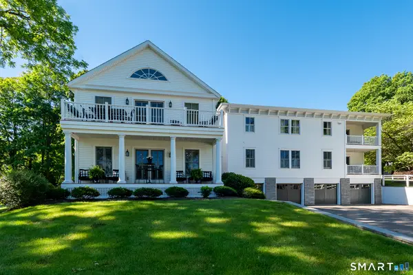 38 North Main Street #5, Essex, CT 06426