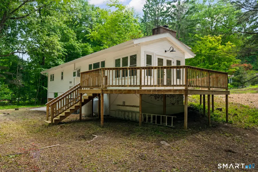 19 Fawn Drive, Woodbridge, CT 06525 - #2