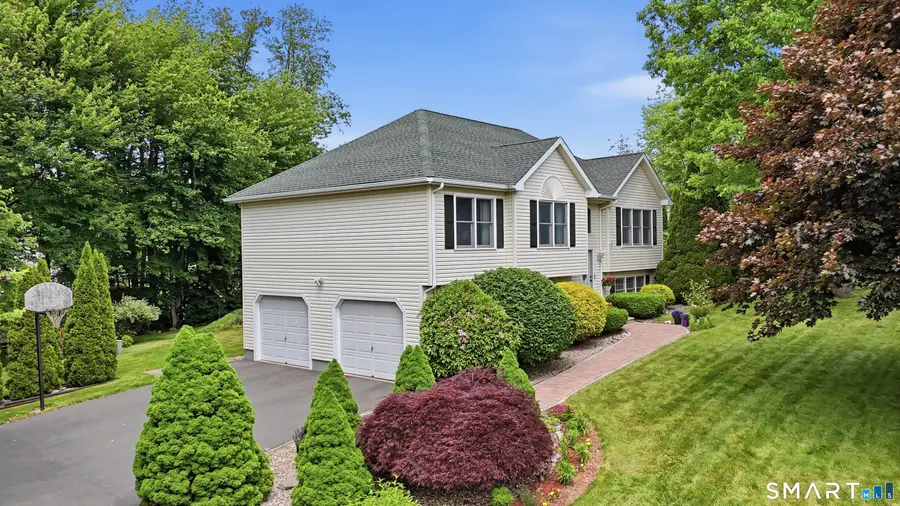 48 Tiffany Lane, Bristol, CT 06010 - #2