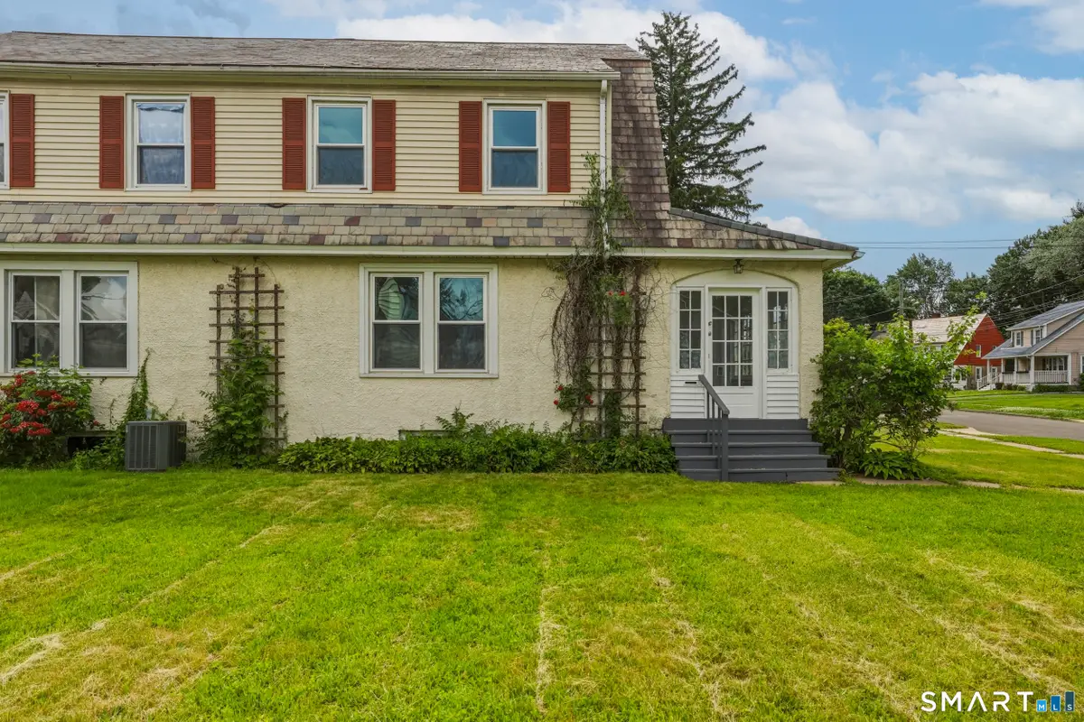 57 Washington Circle, West Hartford, CT 06119 - #1