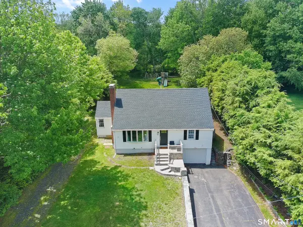 21 Lone Oak Avenue, Wolcott, CT 06716