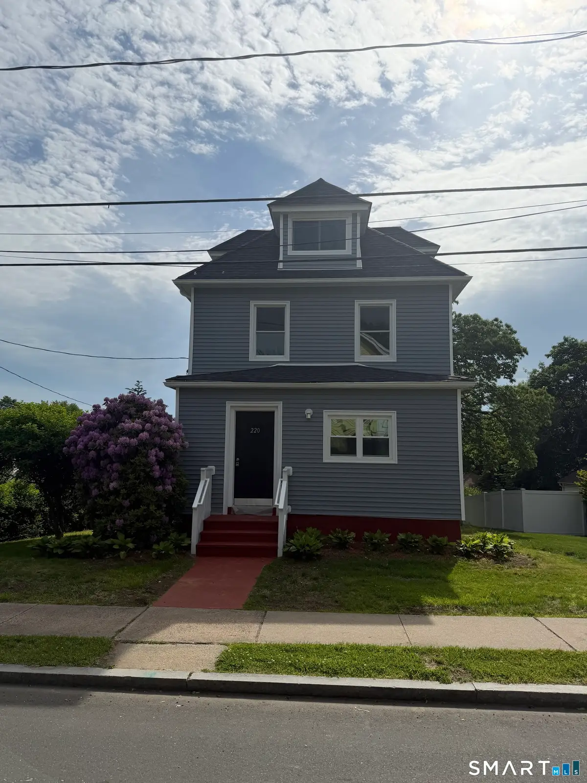 220 Newbury Street, Hartford, CT 06114 - #1