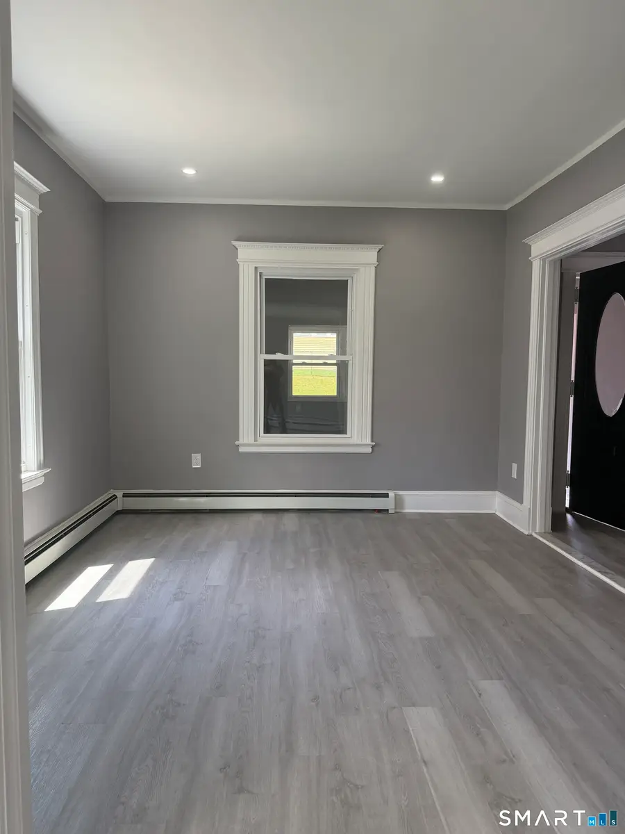 220 Newbury Street, Hartford, CT 06114 - #3