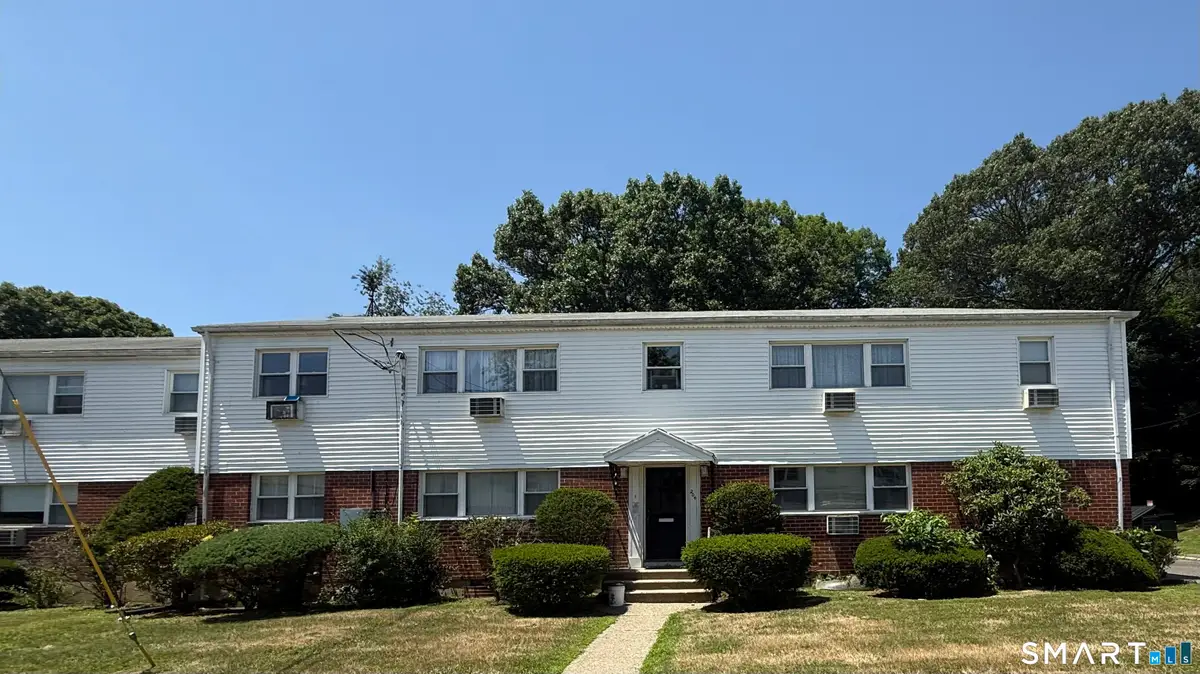 204 Cherry Hill Drive #1B, Bridgeport, CT 06606 - #1