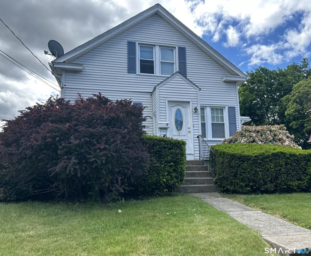 81 Robert Street, Waterbury, CT 06710 - #1