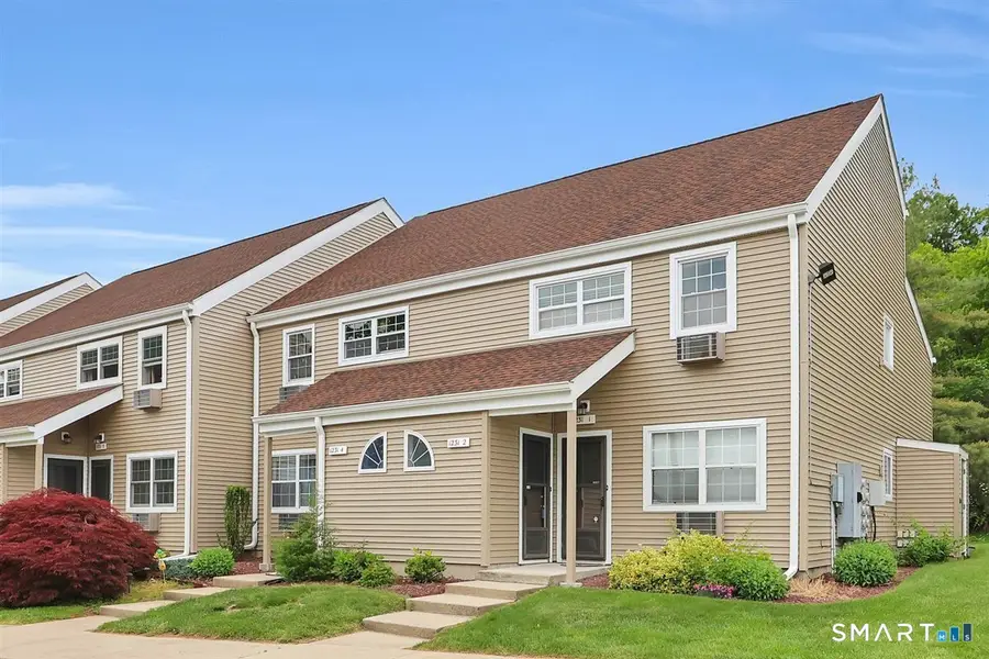 1231 Washington Street #2, Middletown, CT 06457 - #2