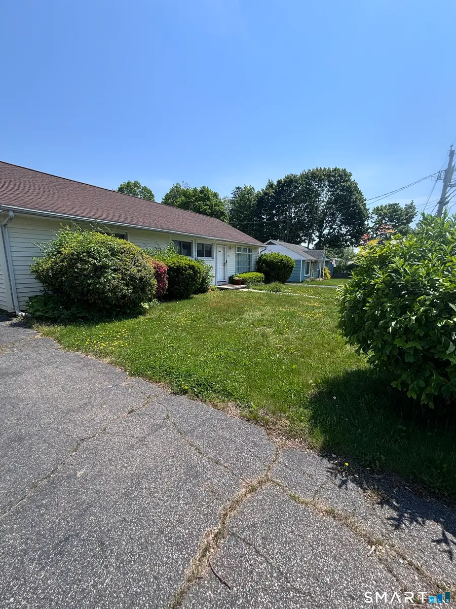 74 Leonard Drive, Bridgeport, CT 06606 - #3