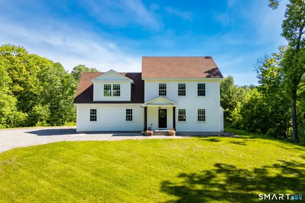 86 Winchester Road, New Hartford, CT 06057