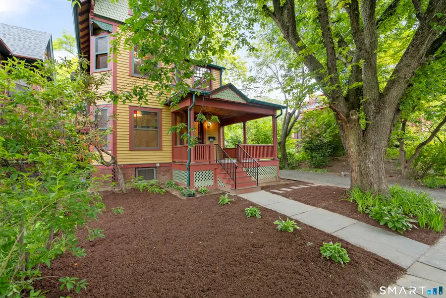 102 Huntington Street, Hartford, CT 06105 - #3