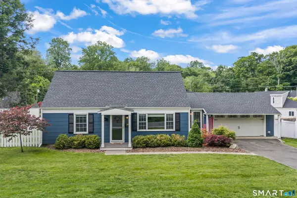 31 Bethpage Drive, Bethel, CT 06801