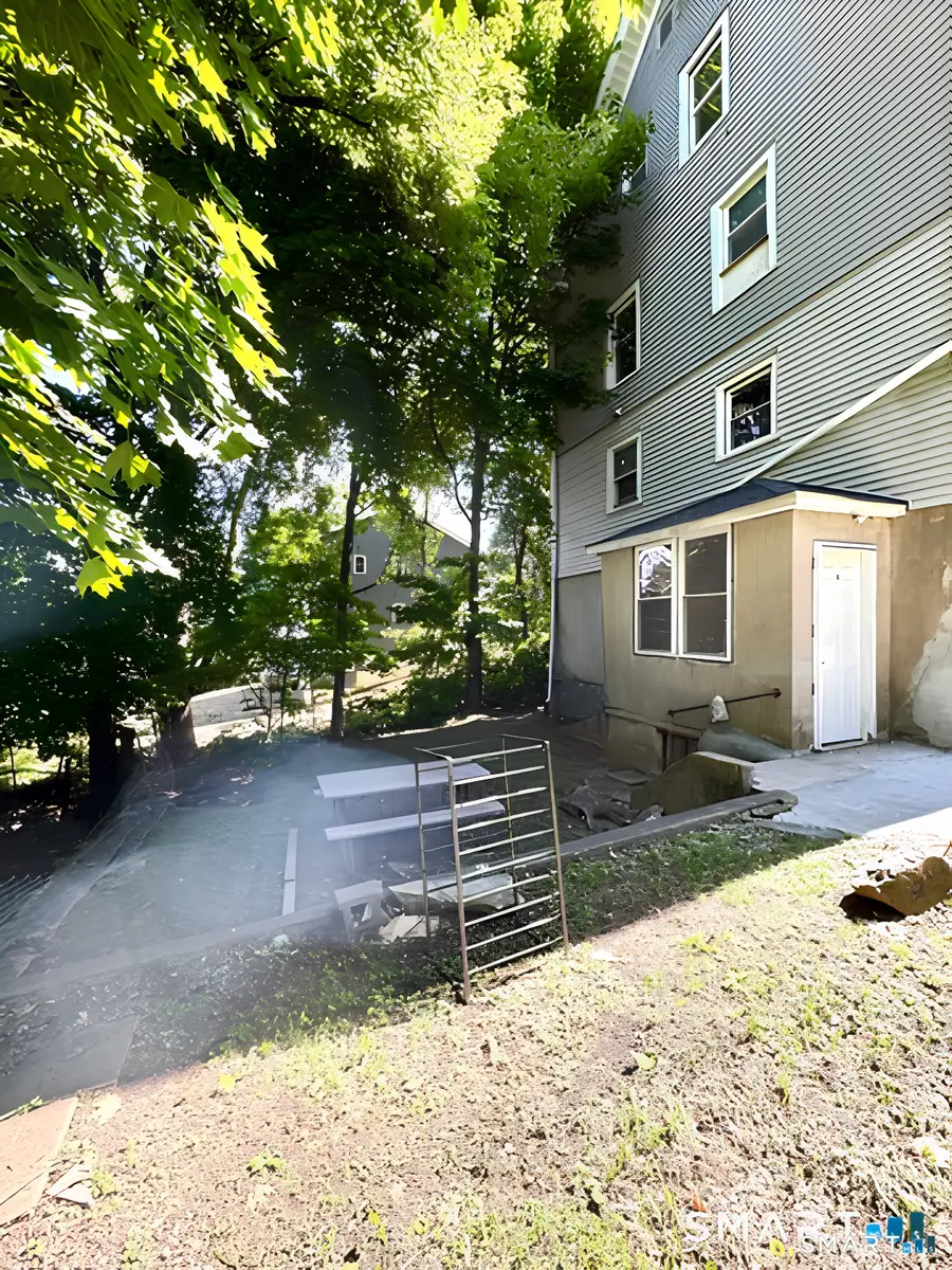 86 Maple Street, Meriden, CT 06451 - #3