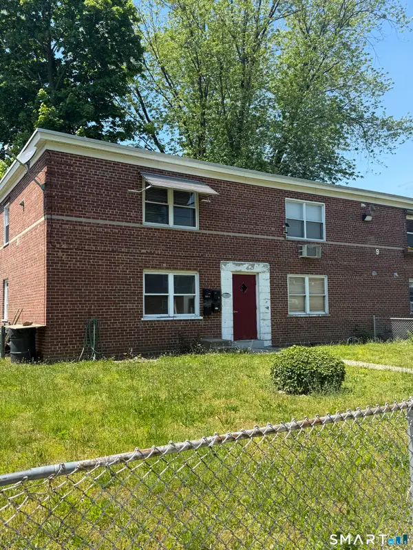 355 Granfield Avenue, Bridgeport, CT 06610