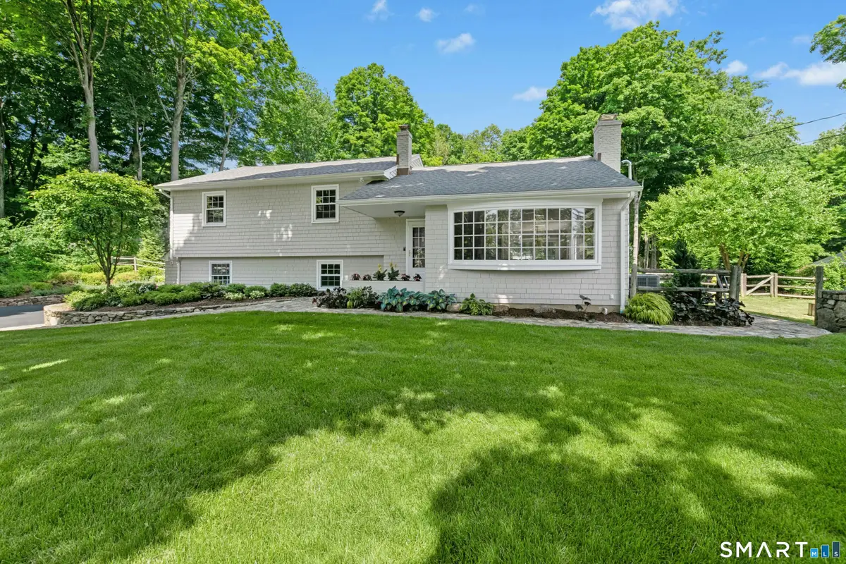 29 Old Farm Road, Weston, CT 06883 - #1