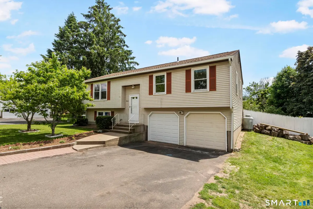 11 Costanzo Court, Hamden, CT 06518 - #1